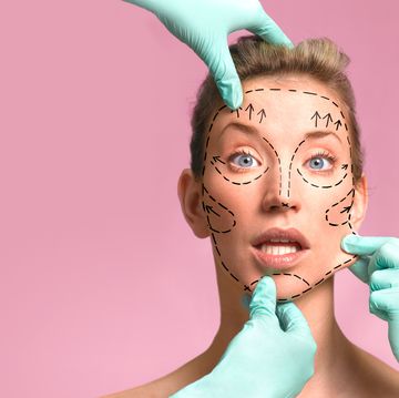 plastic surgeon marking up for surgery