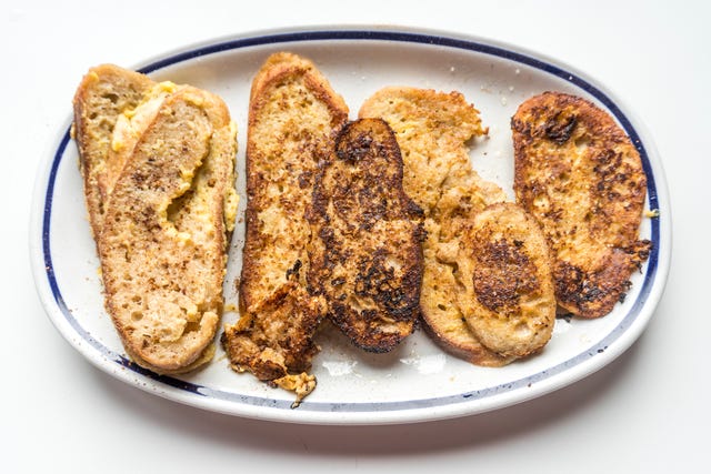 Plate with torrijas