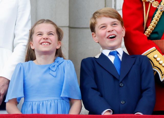 platinum jubilee balcony pictures prince george prince louis princess charlotte prince william queen prince charles