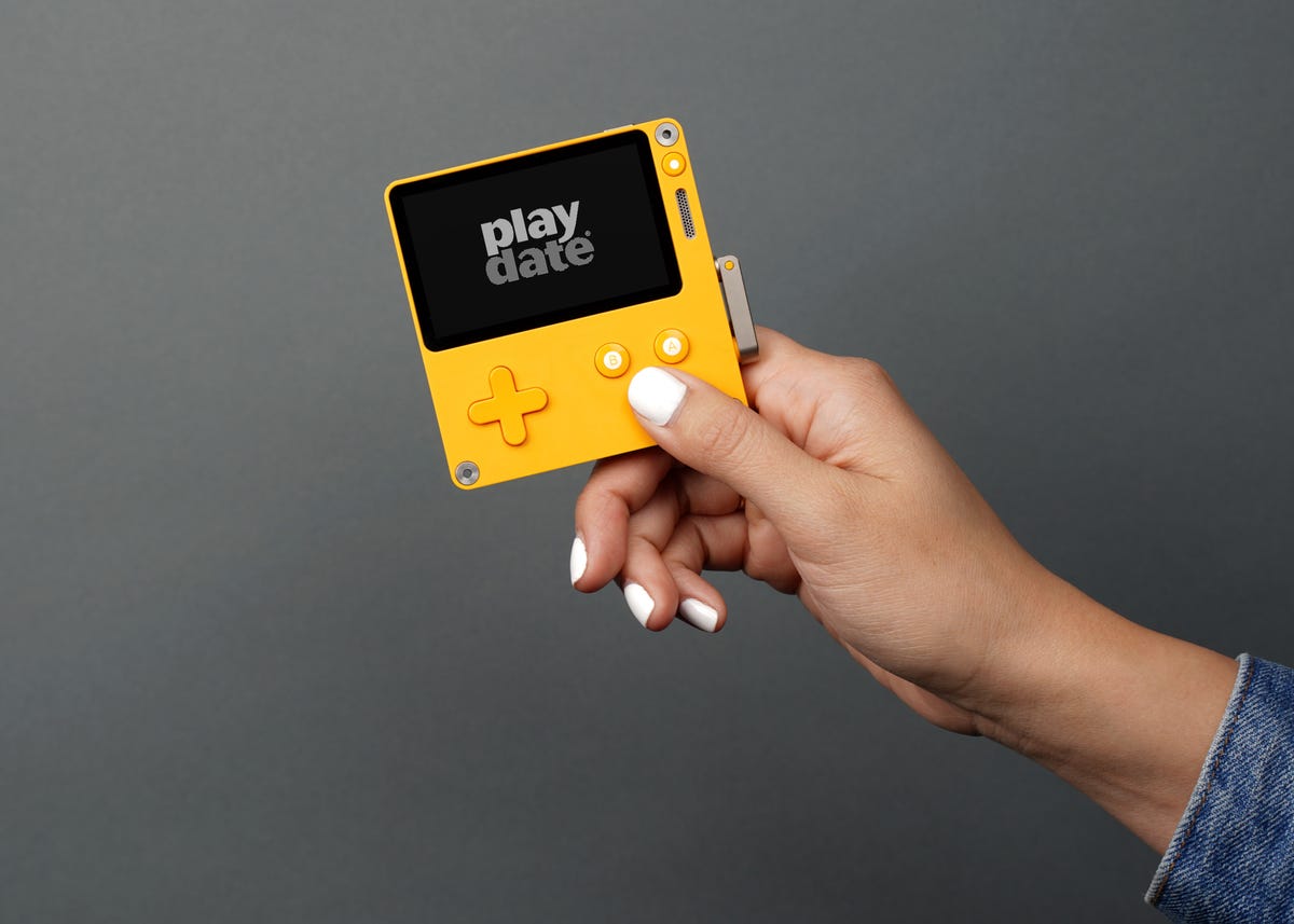 Analogue Pocket gets translucent colors, pre-orders coming soon - Polygon