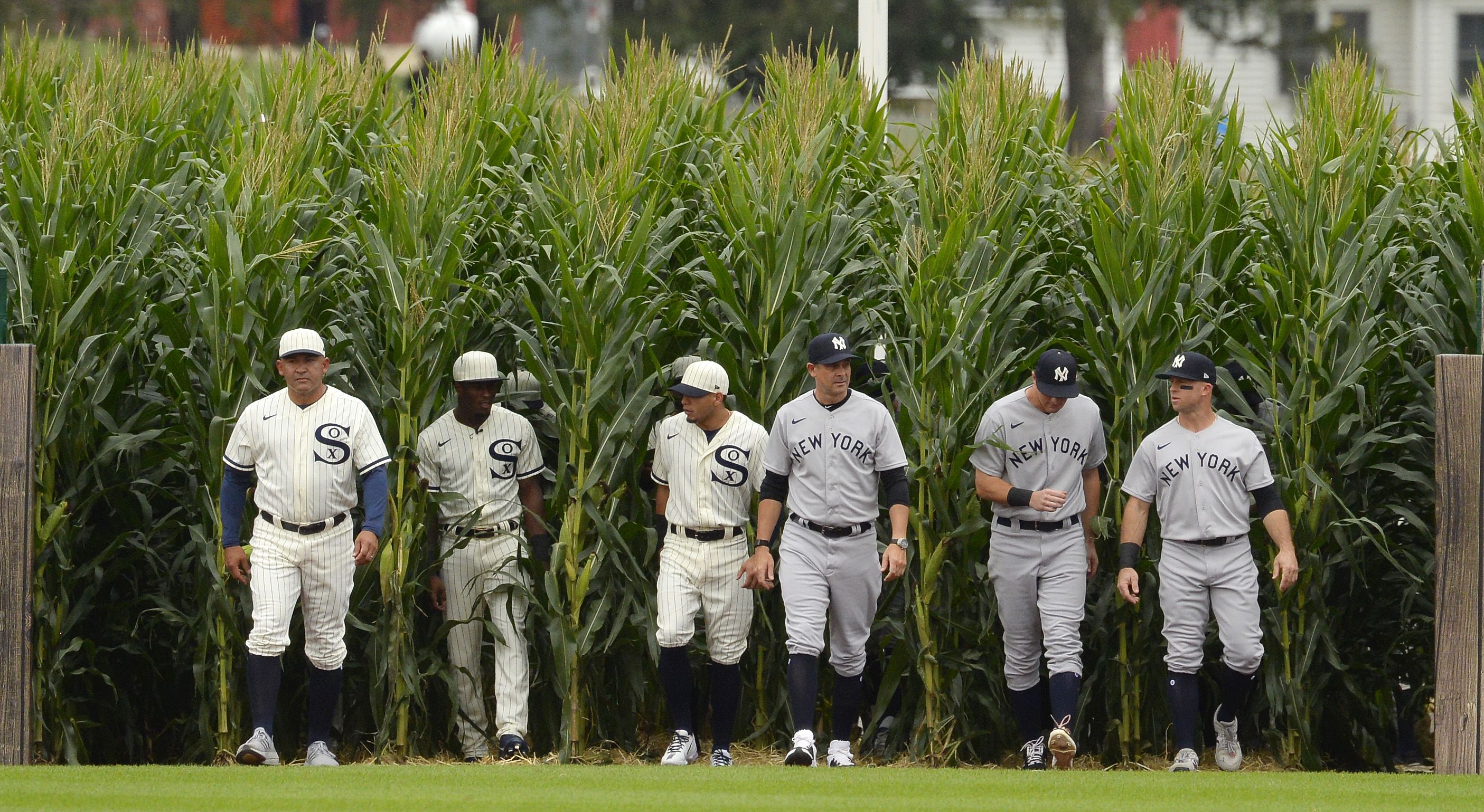 Here are the Yankees', White Sox's special uniforms for Field of Dreams game  (PHOTOS) 