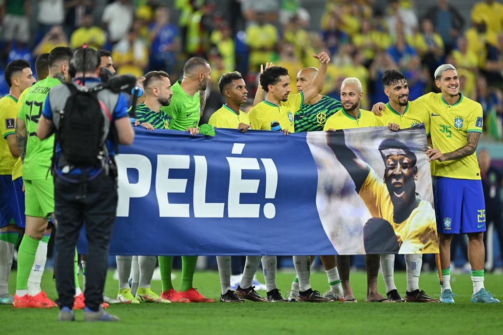 世界盃場邊小故事1  世界為「巴西球王」比利祈福