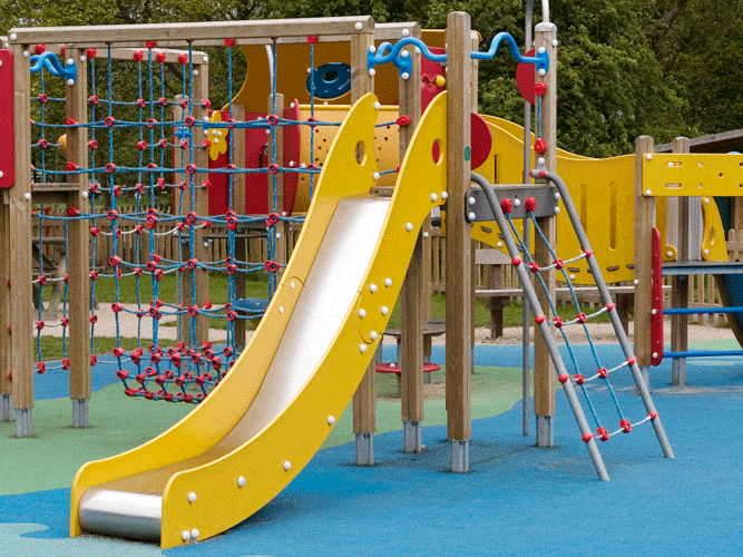 5 Playground Safety Tips - Common Playground Hazards That Cause Injuries