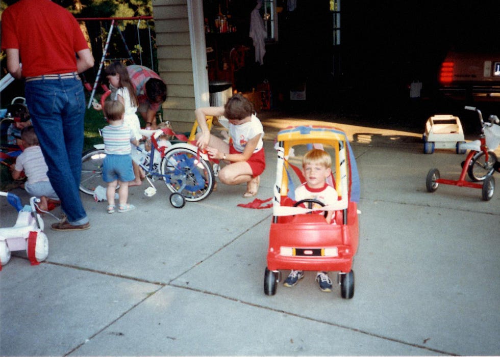 Try This to Teach Your Child While Playing With Cars