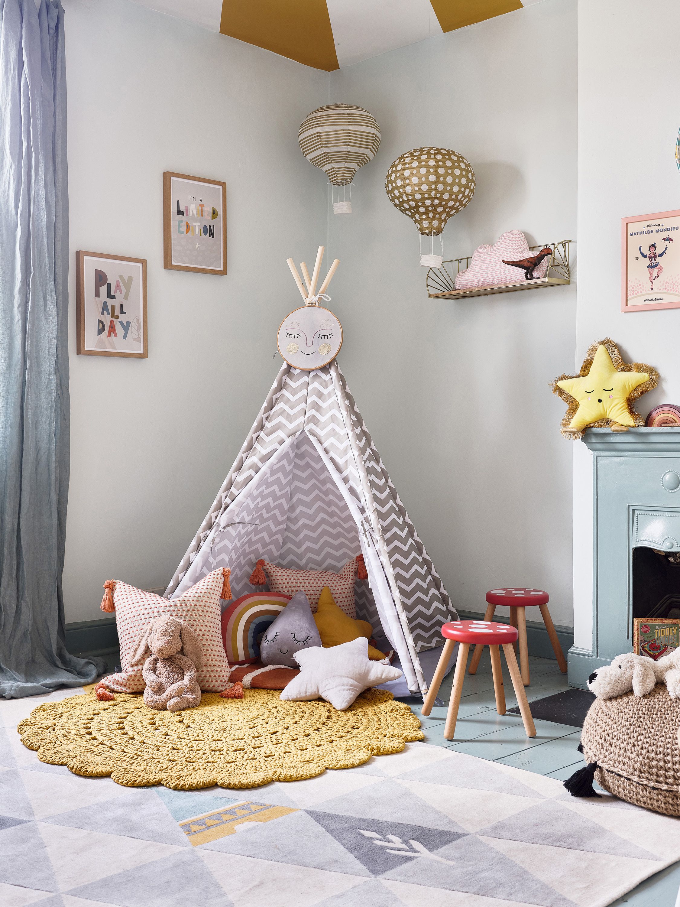 Small playroom ideas for on sale toddlers