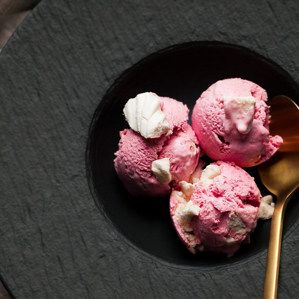 plum meringue ice cream