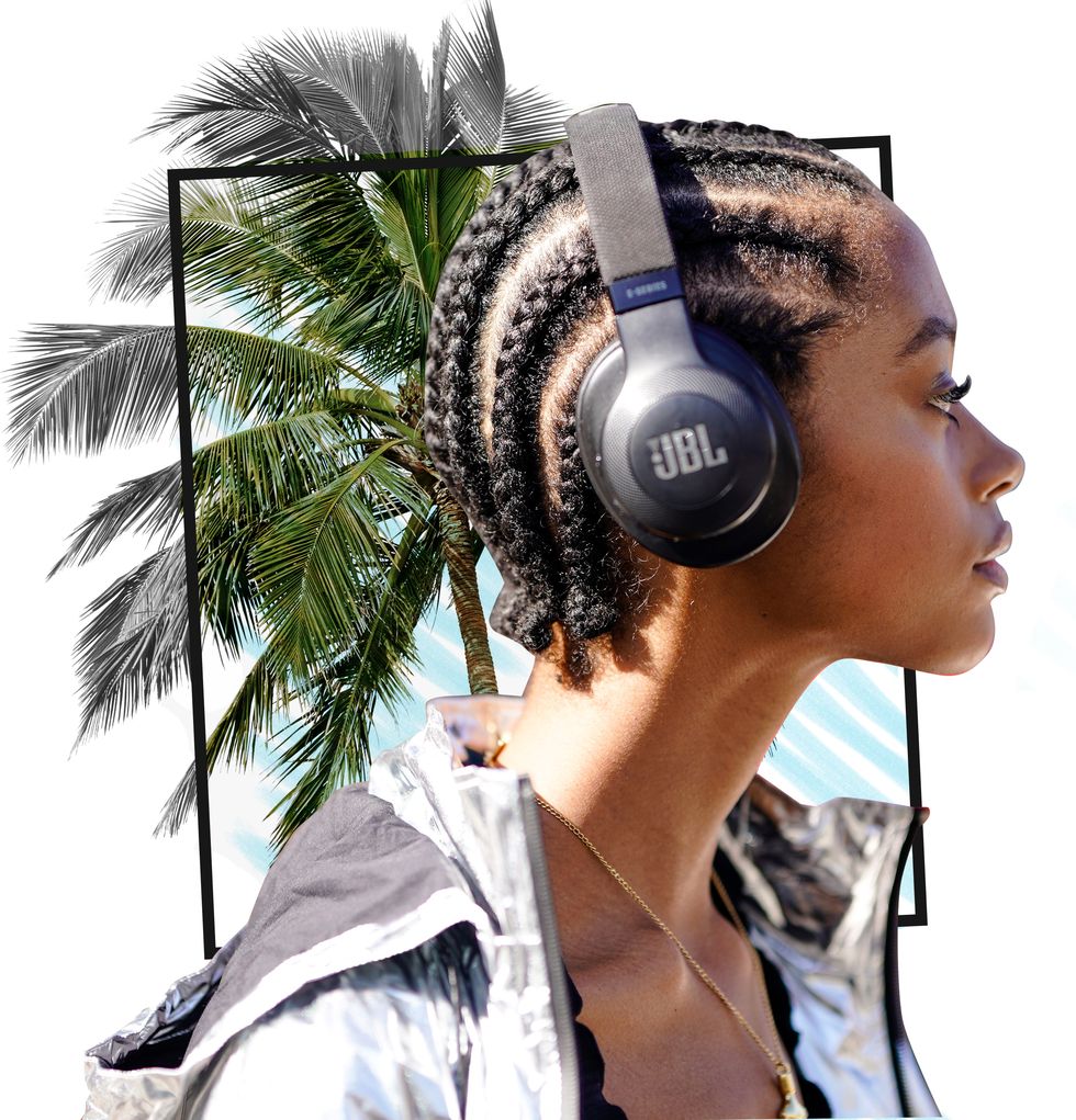 Hair, Headphones, Audio equipment, Hairstyle, Technology, Gadget, Electronic device, Ear, Headset, Headgear, 