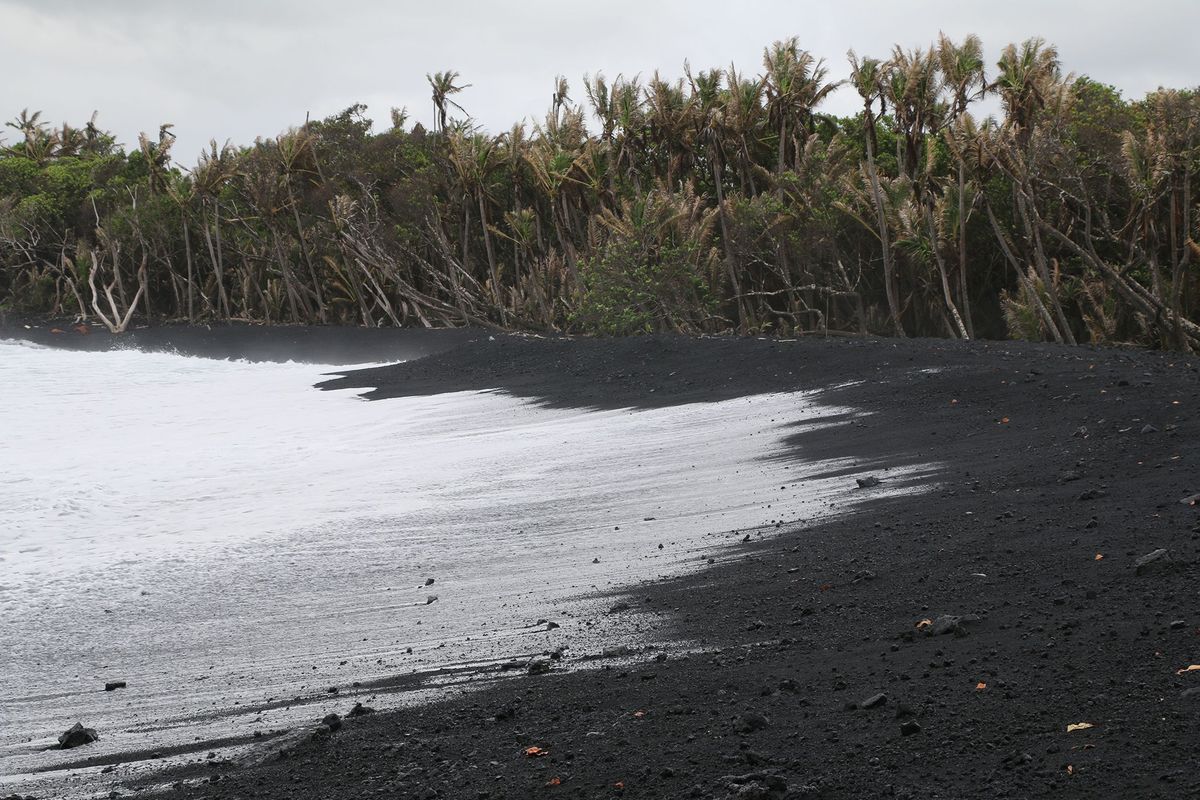 Deze foto van het Pohoikistrand werd gemaakt in september 2018 ongeveer een maand nadat de vulkanische activiteit van de Kilauea begon af te zwakken
