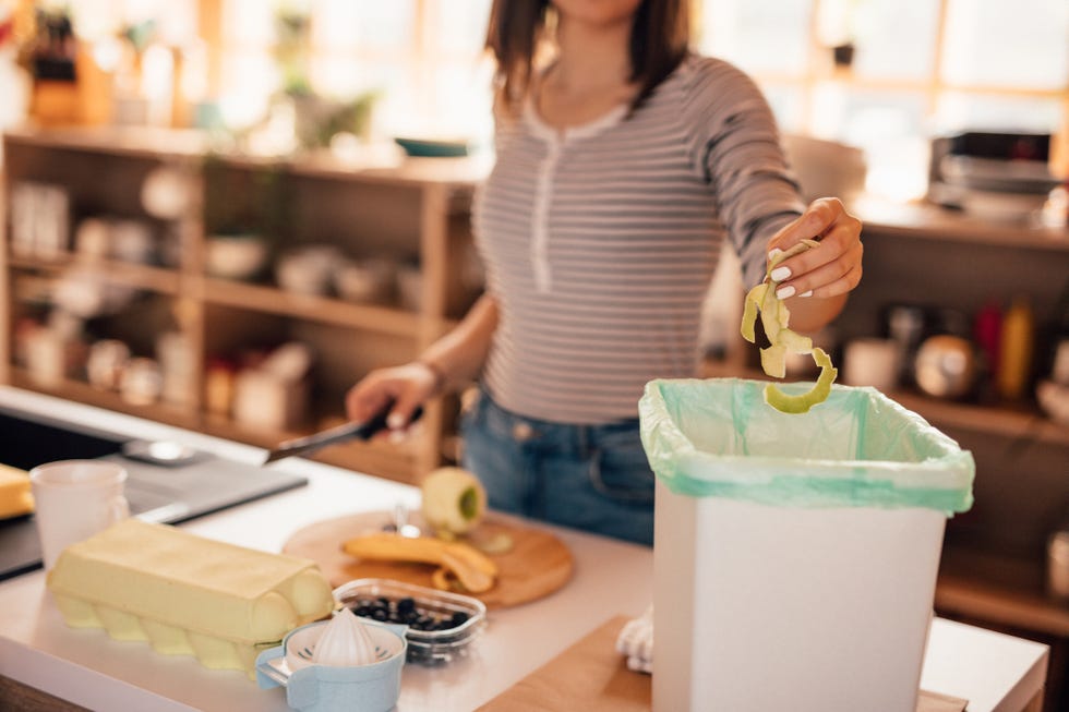 What's the point of a salad crisper drawer in your fridge?