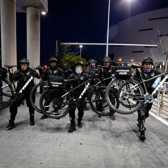 us police race unrest
