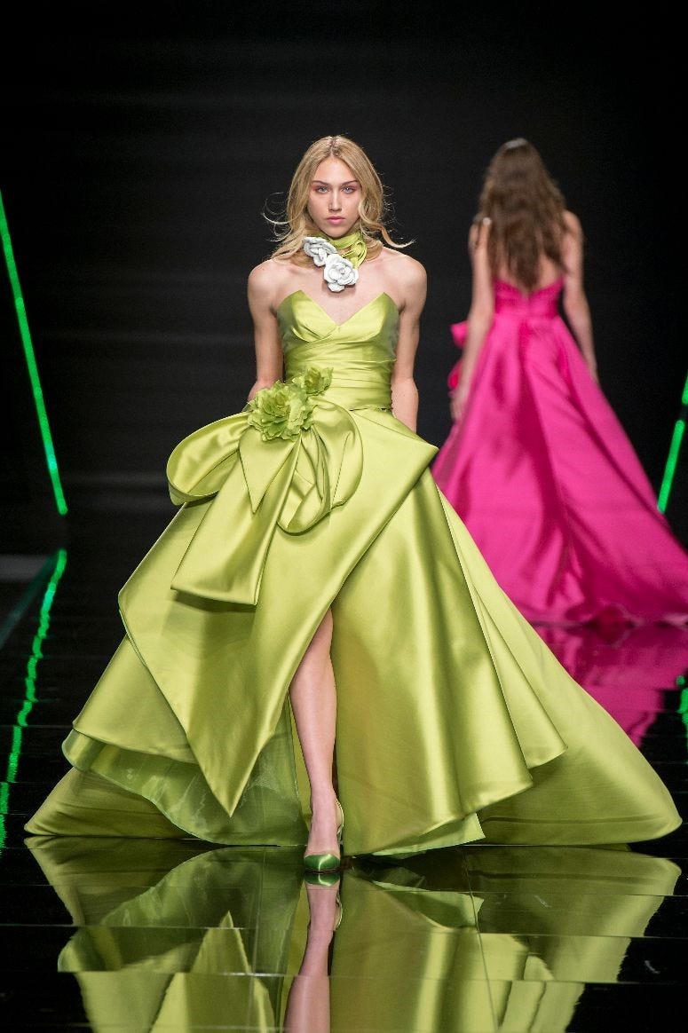 Fashion model, Fashion, Clothing, Green, Fashion show, Dress, Gown, Haute couture, Fashion design, Runway, 