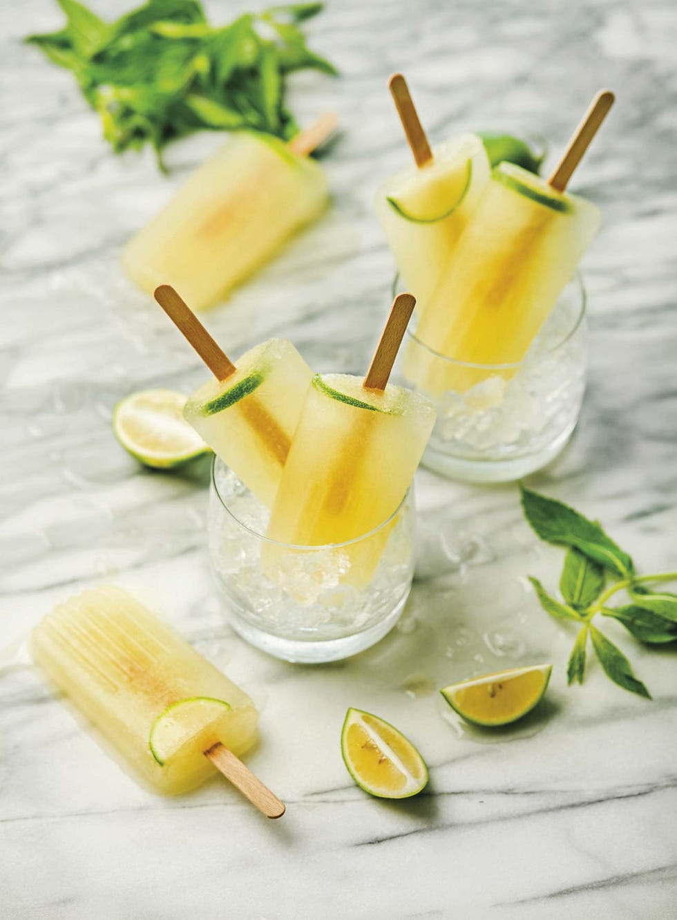 alimentos para hidratarse en verano polos de limón