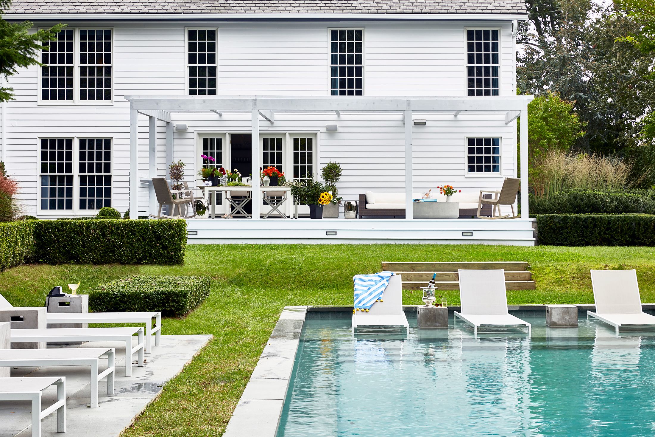 6 Tips for Hosting the Ultimate Pool Party - Home + Style