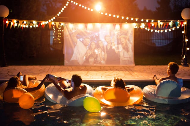 6 Best Pool Party Ideas - Throw the Pool Party of Your Dreams