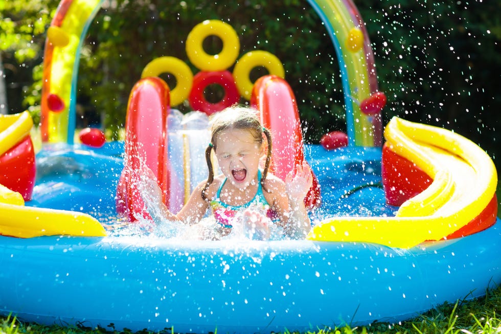 20 Easy Pool Party Ideas — How to Throw a Fun Pool Party