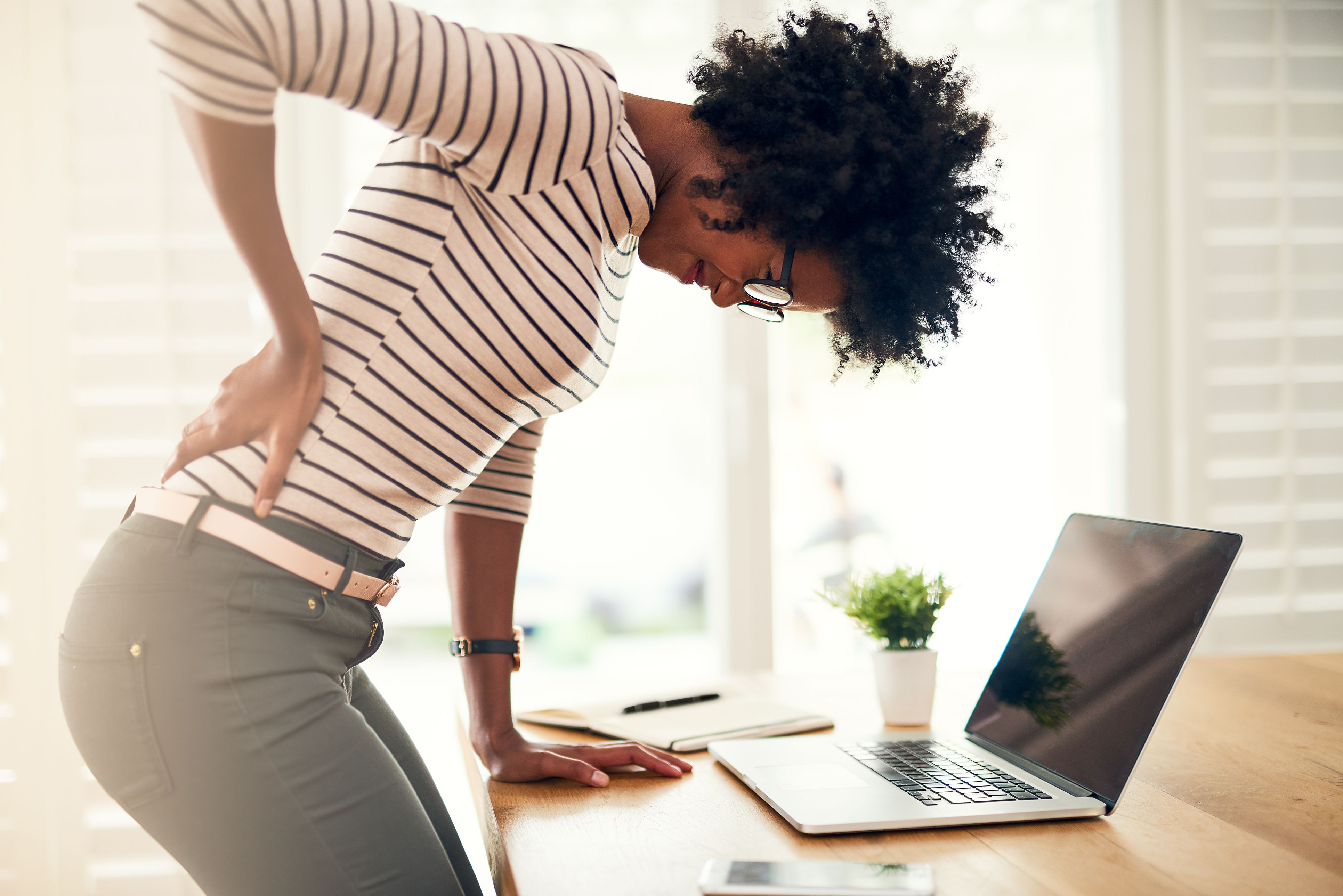 Can Poor Posture Result in Back Pain? A Physical Therapist Explains