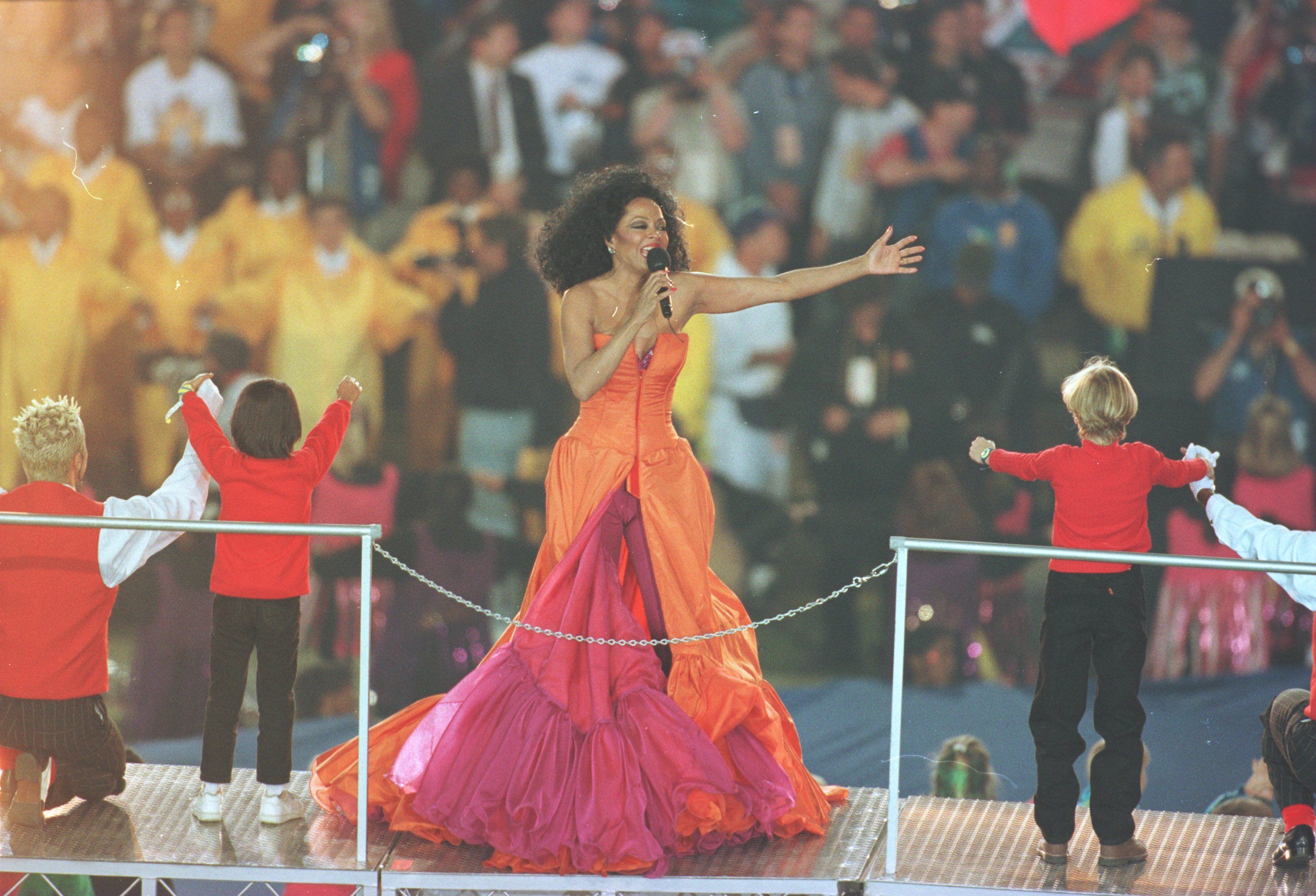 Revisiting The 2006 Super Bowl Halftime Show - BraveWords