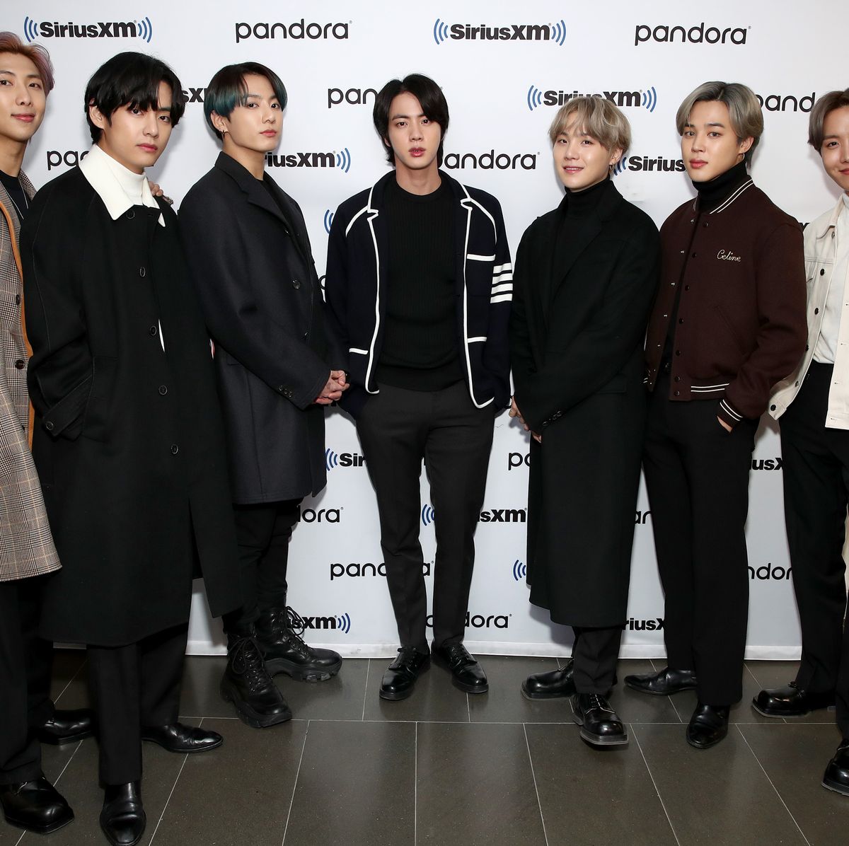 防弾少年団(BTS) - Anoです 防弾少年団（BTS）、新曲発売日に六本木ヒルズアリーナで