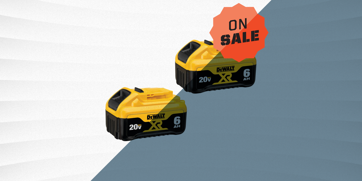 Lowe's Has the DeWalt 20V Max Batteries for 33% off