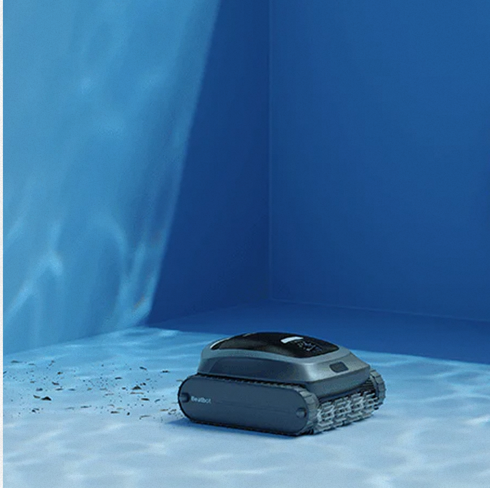 Tired of Pool Cleaning Eating Up Your Weekend? These 7 Robots Can Do It For You