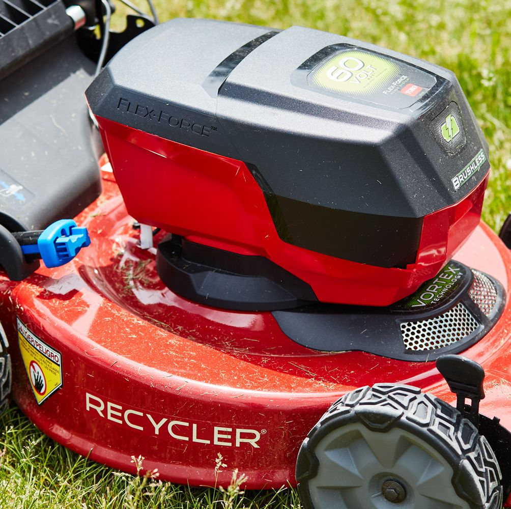 How to Find the Best Push Mower For Your Lawn - This Old House