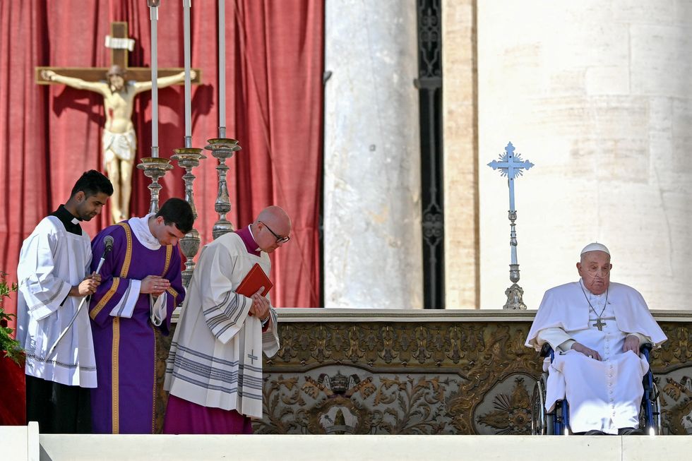 papa francisco misa angelus