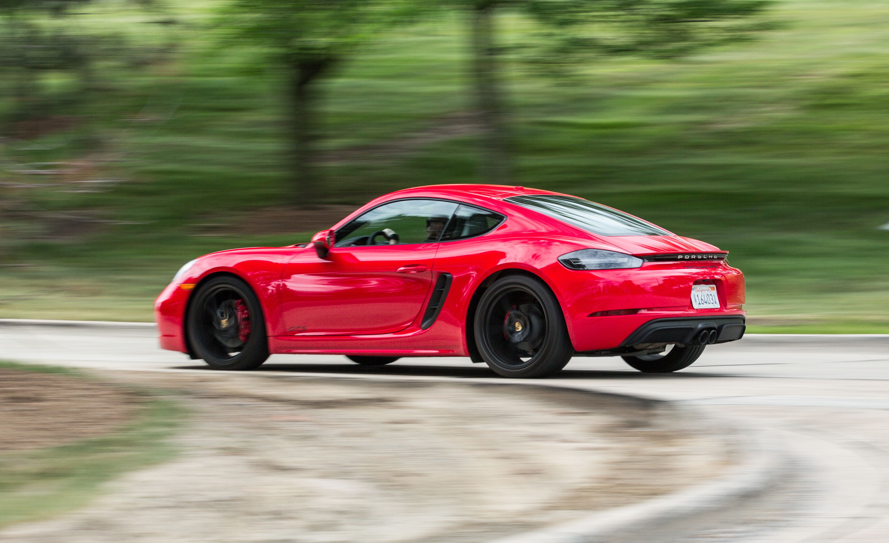 The Porsche 718 Cayman: A Sports Car of Precision and Performance ...