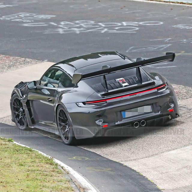2023 Porsche 911 GT3 RS Is the Most Extreme 911 Ever. Here's Why