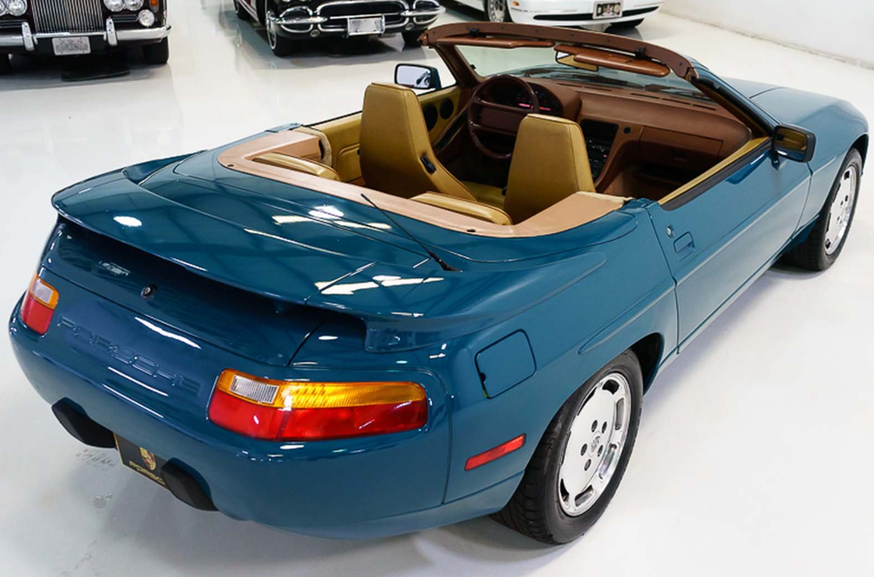 porsche-928-cabrio-3-65b0c0a9a757e.png