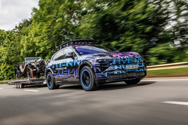 porsche cayenne electric