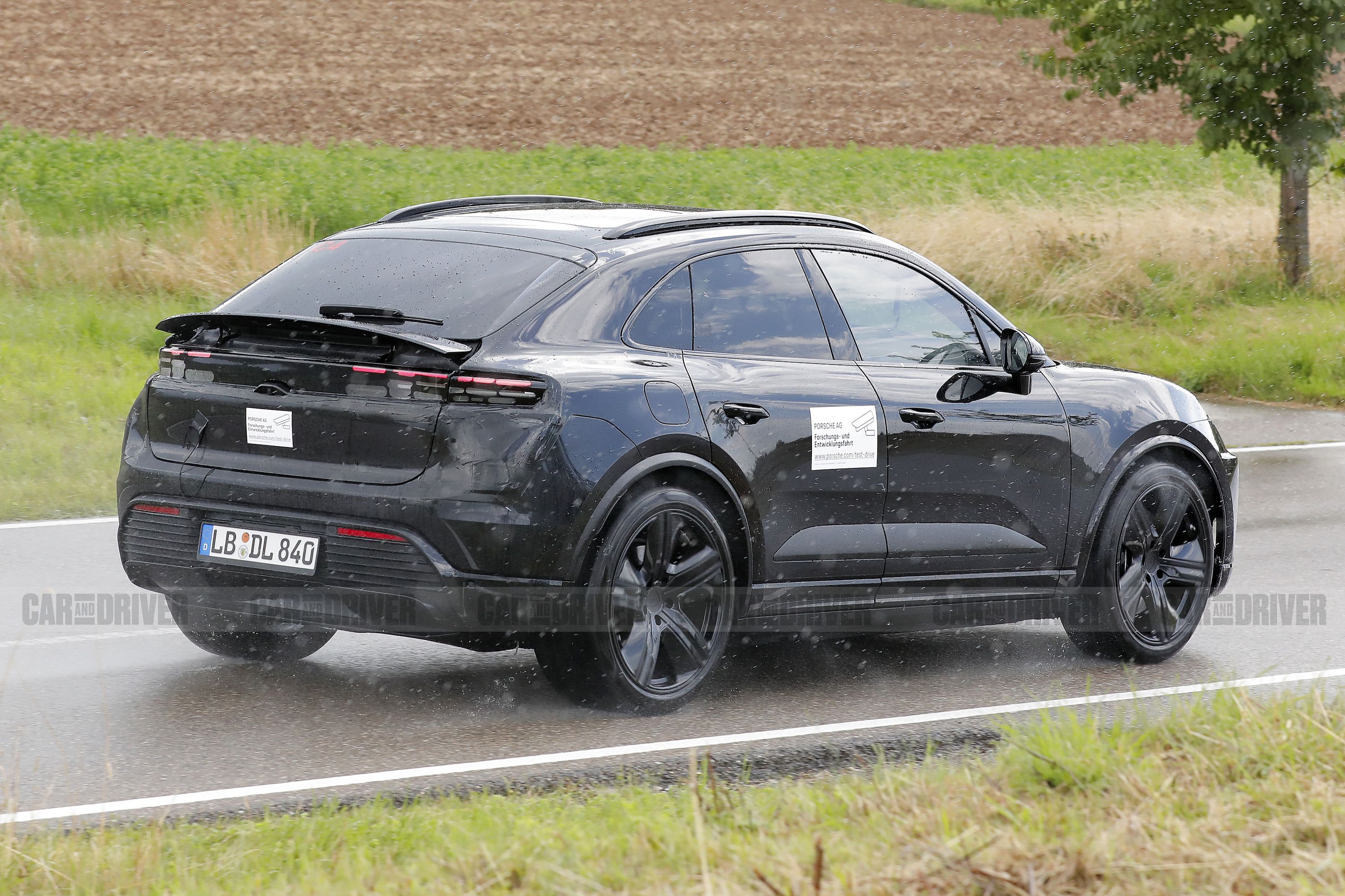 First Look: Porsche Macan 2024 - the all-electric SUV