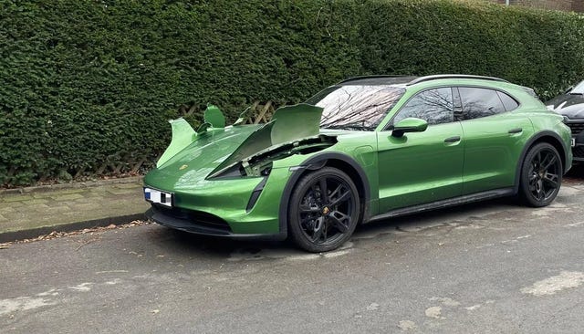 Las sospechosas plantas que están detrás del robo de miles de faros de Porsche Taycan 2 Motor16 porsche taycan robo faros 01 Motor16