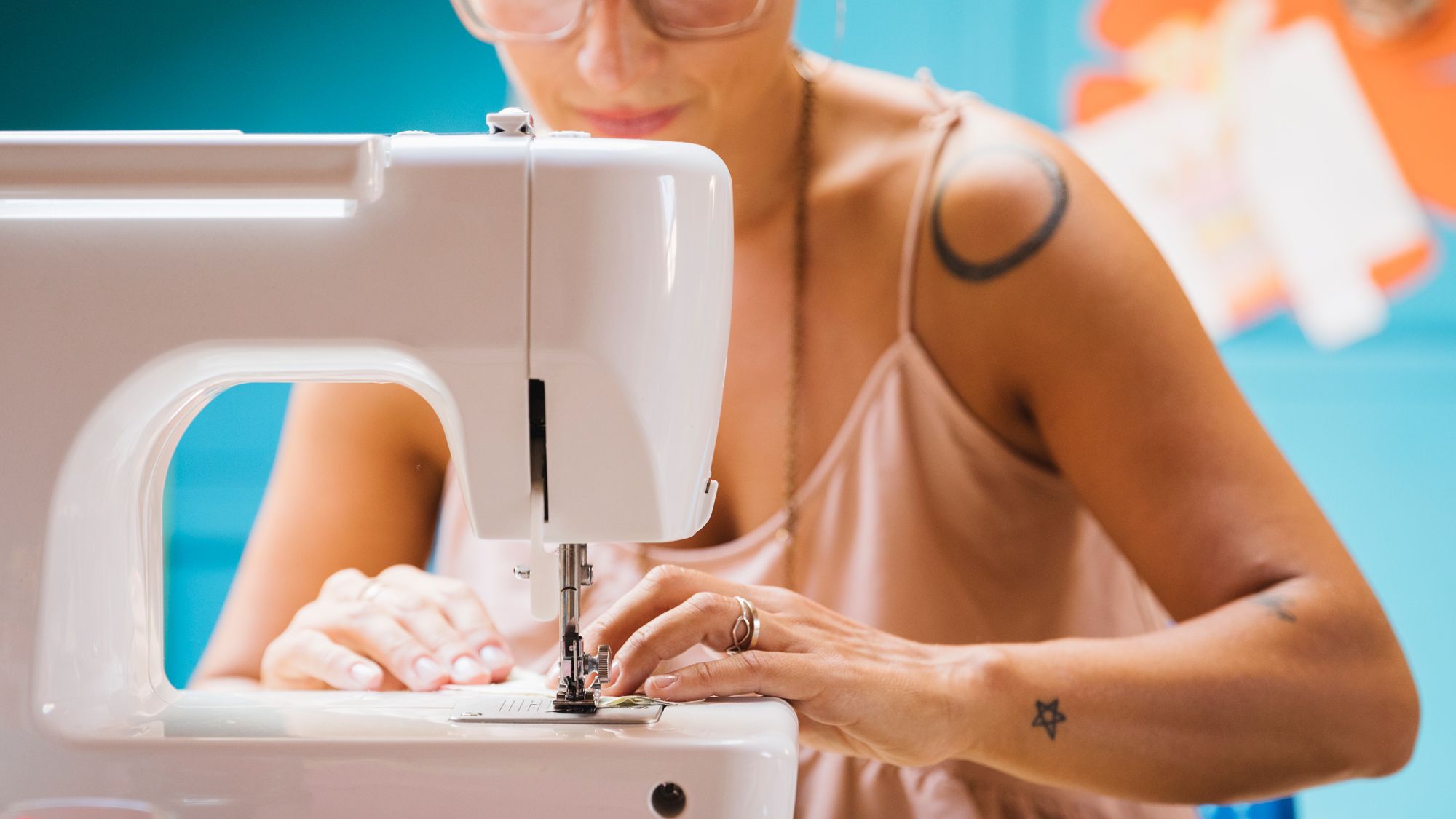 The Best Portable Sewing Machines for 2020 - Sewing Machine Reviews