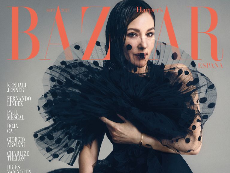 Monica Bellucci, portada de Harper's Bazaar septiembre