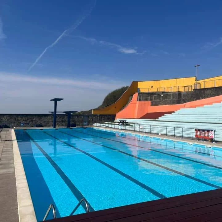 portishead lido and cafe outdoor pools near me