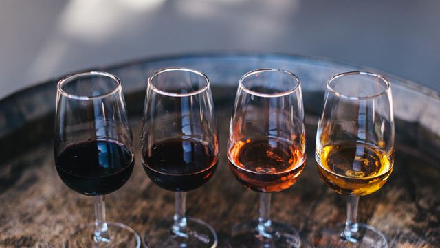 Riveret Wood Wine Glass (Light or Dark)