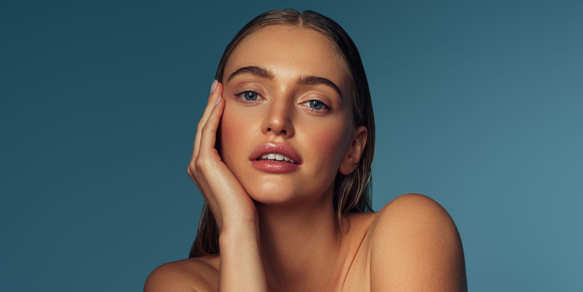 These Editor-Approved Oil Blotting Sheets Control Shine With Ease