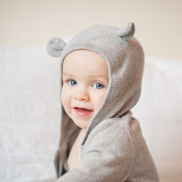 bebe sonriendo