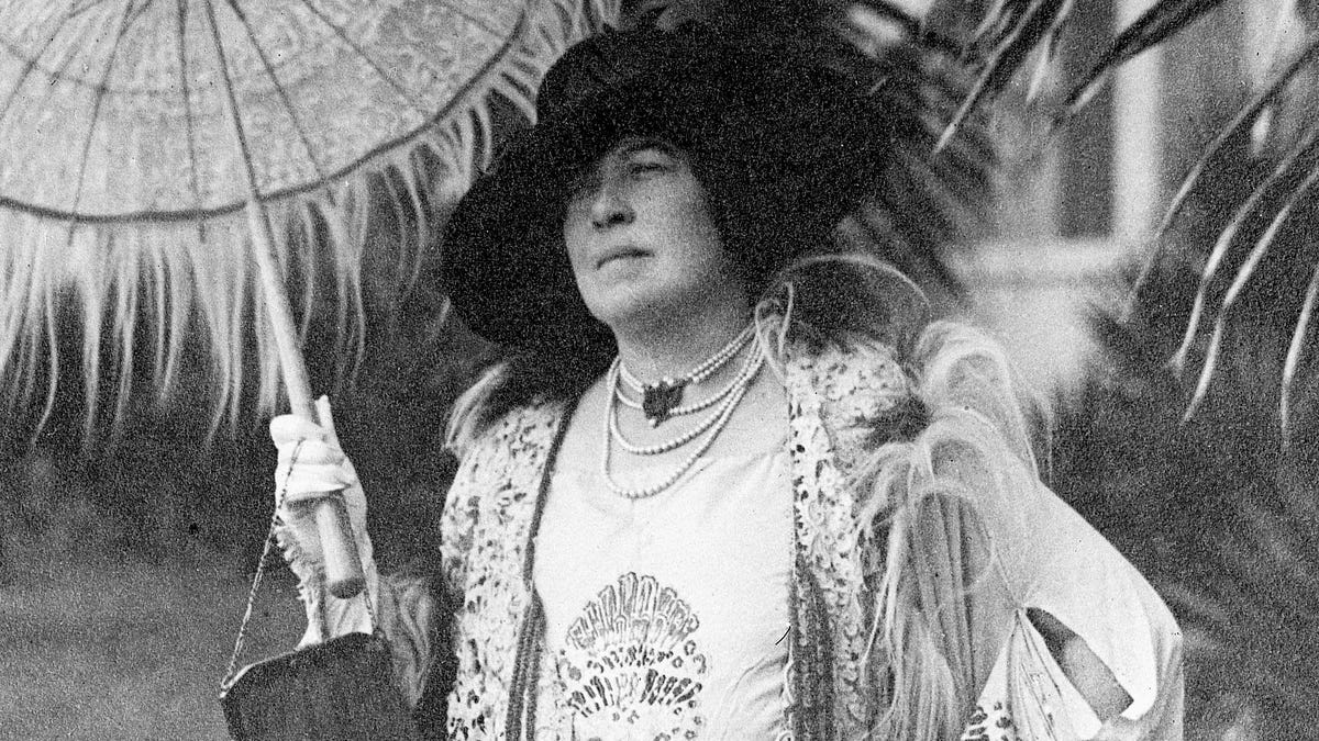 Molly Brown and 11 Other Famous Titanic Passengers