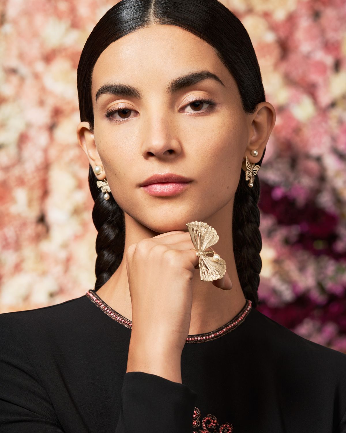 Dior Shows RainProof Beauty and Strong Brows at the 2024 Cruise Show in Mexico City
