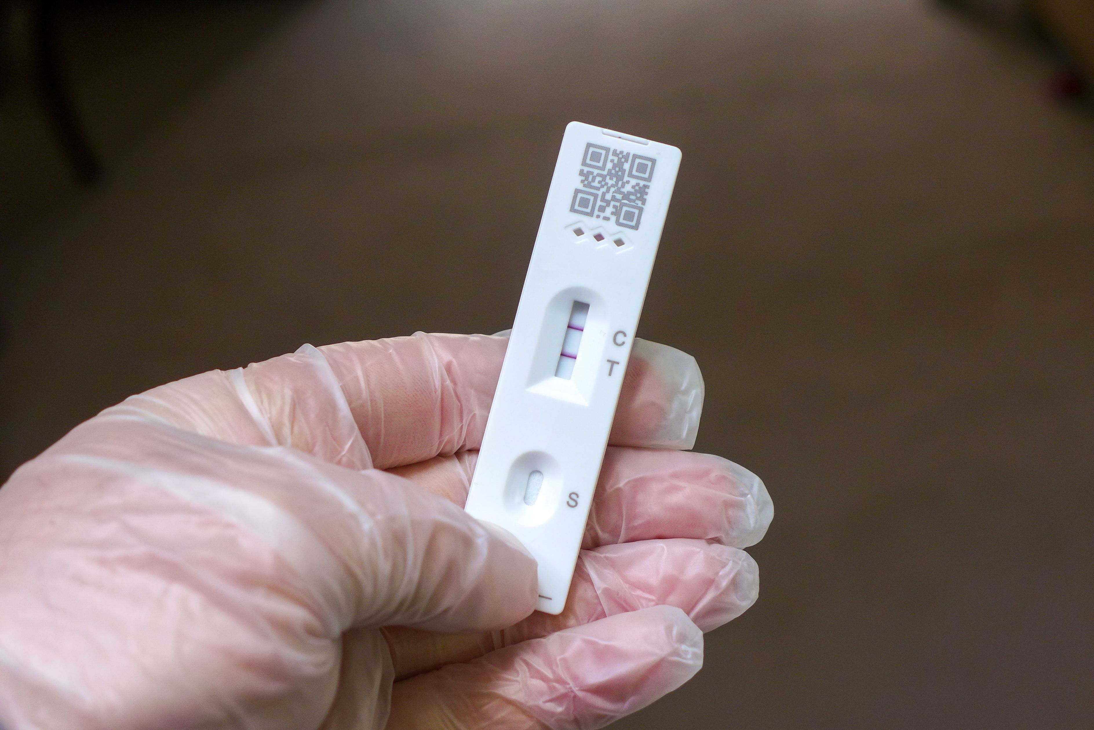 Study: At-Home Rapid COVID Tests May Miss Many Infections 
