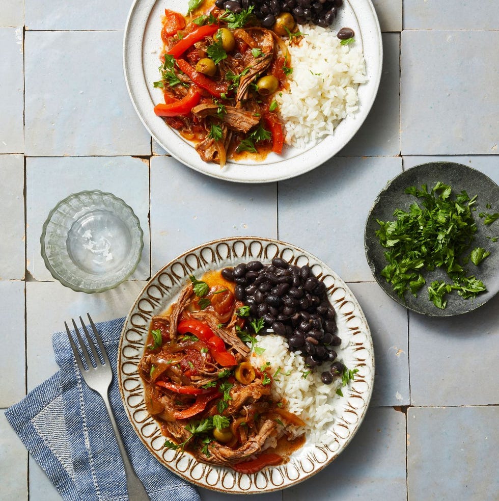 ropa vieja with shredded flank steak, black beans and white rice