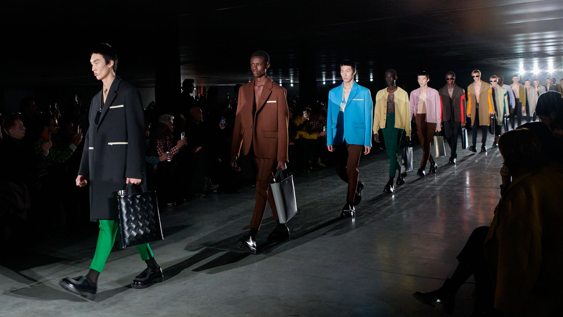 Milan Fashion Week Men's AW23 Reviews: Gucci, Prada, Fendi, JW Anderson,  Armani, Etro, MSGM, Charles Jeffrey LOVERBOY and more