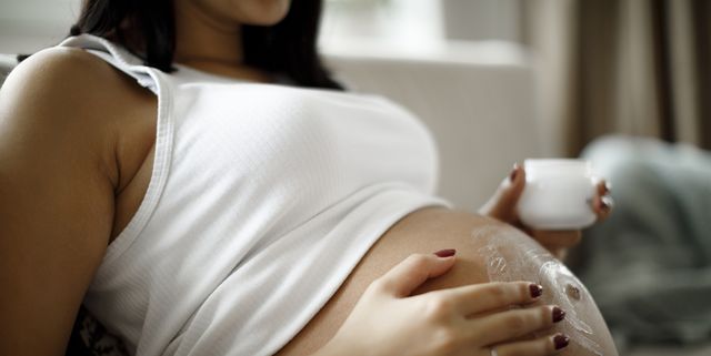 Las mejores cremas antiestrías para usar en el embarazo