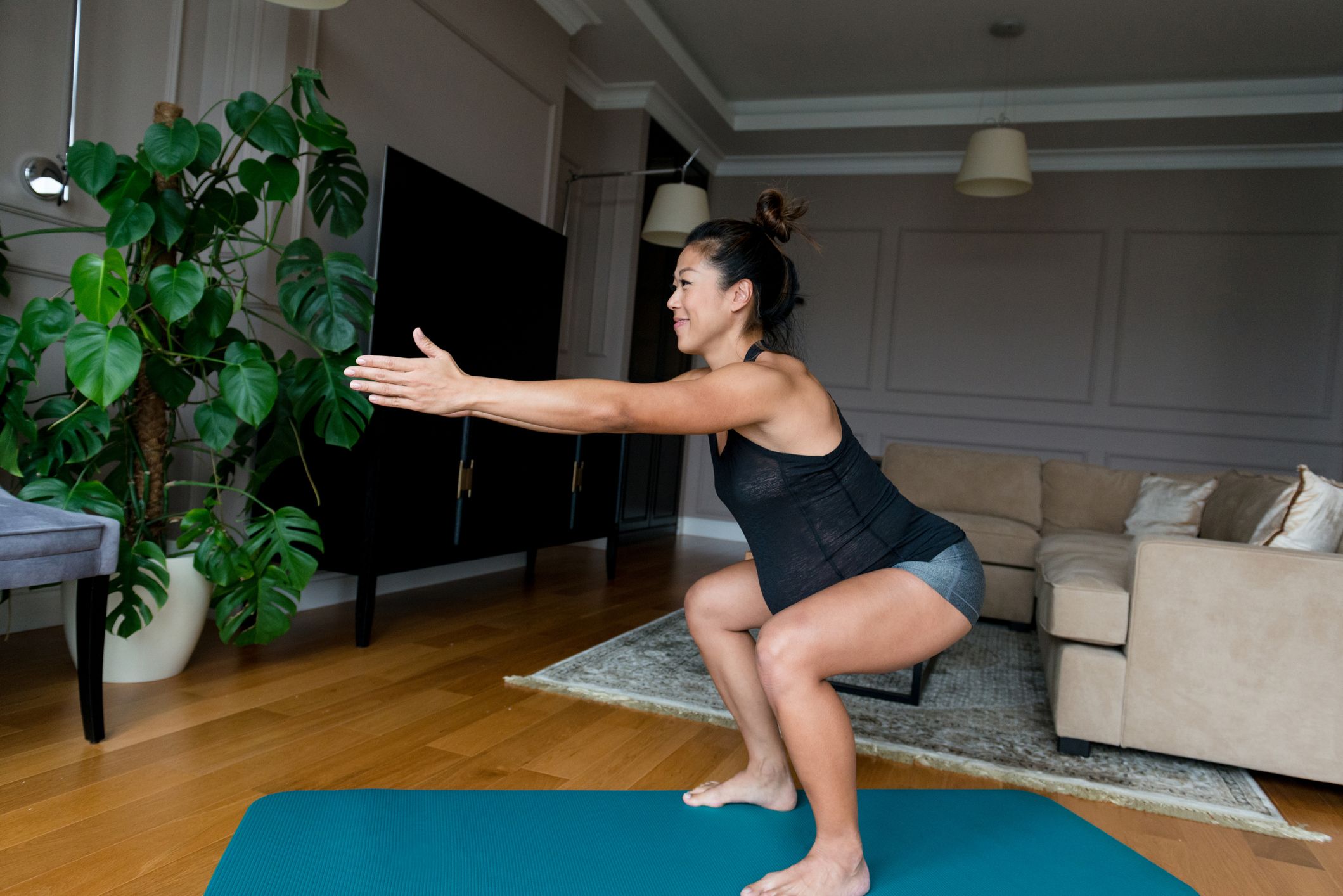 10 Best Exercises to Strengthen Your Pelvic Floor, Per Trainers