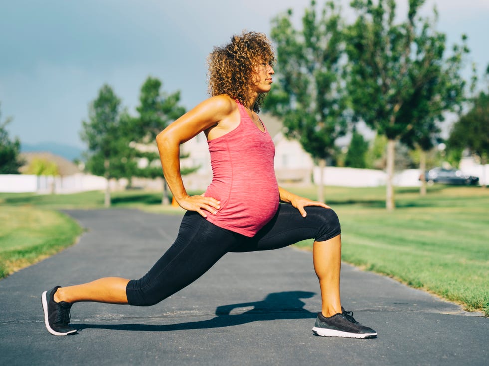 pregnant woman fitness exercise