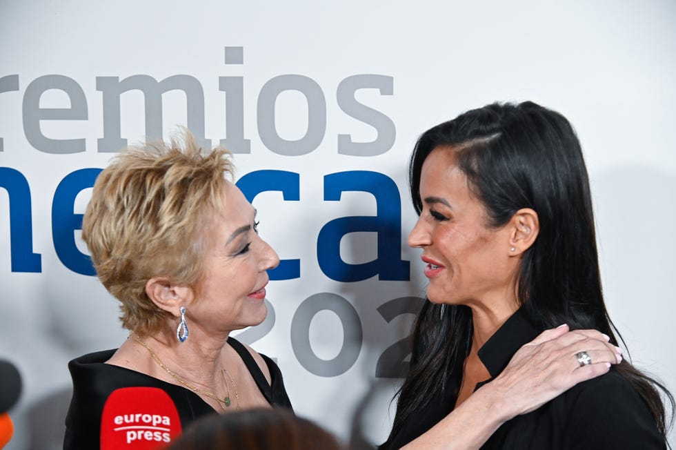 asistentes a los premios merca2 2022