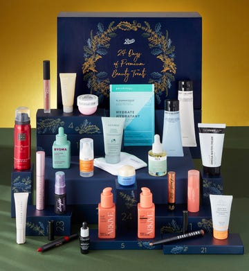boots christmas premium beauty advent calendar 2023