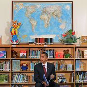 obama reads his book to second graders in virginia