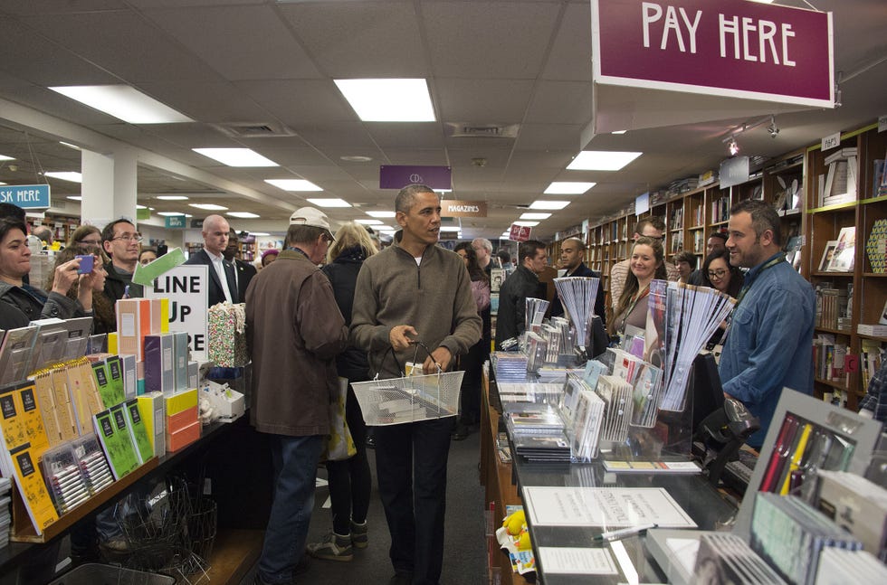 us politics obama shopping